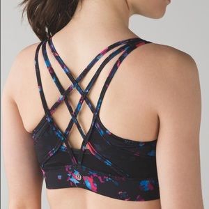 Strap it like it’s hot lululemon sports bra 6
